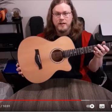 Buyer Review for Aiersi 40 Inch Solid Spruce Acoustic Guitar SG02SMC-40