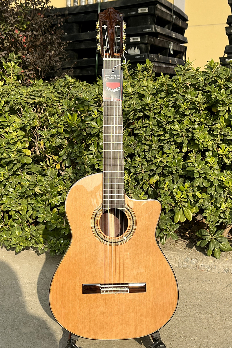 cutaway classical guitar (6)