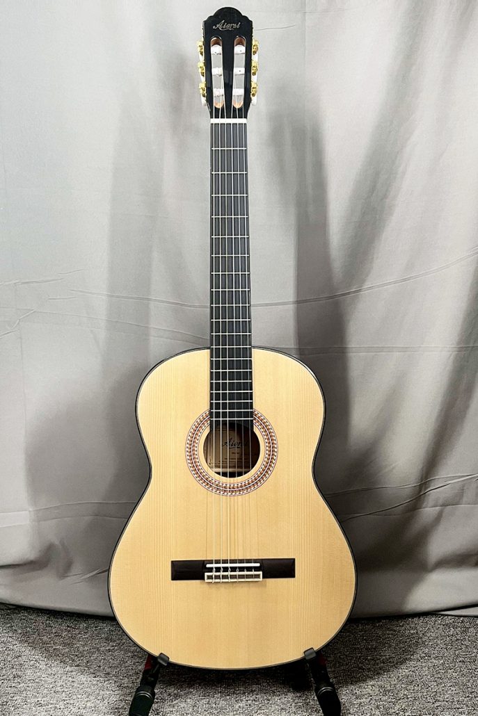 Solid Spruce Top Mahogany Body Classical Guitar