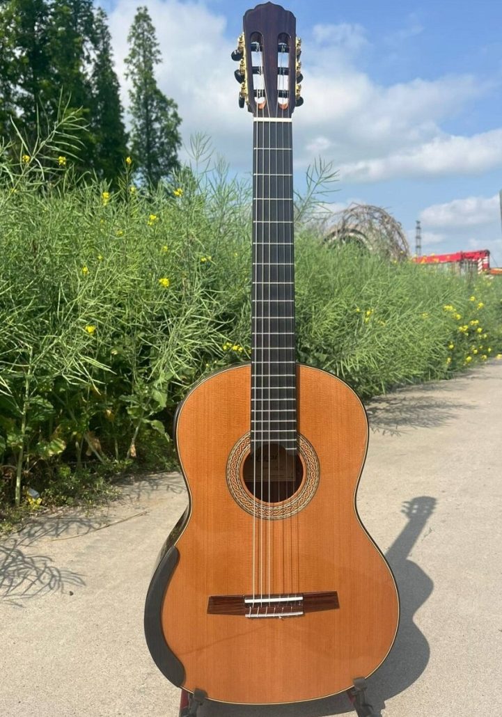 Glossy Cedar Top Replica Smallman Classical Guitar