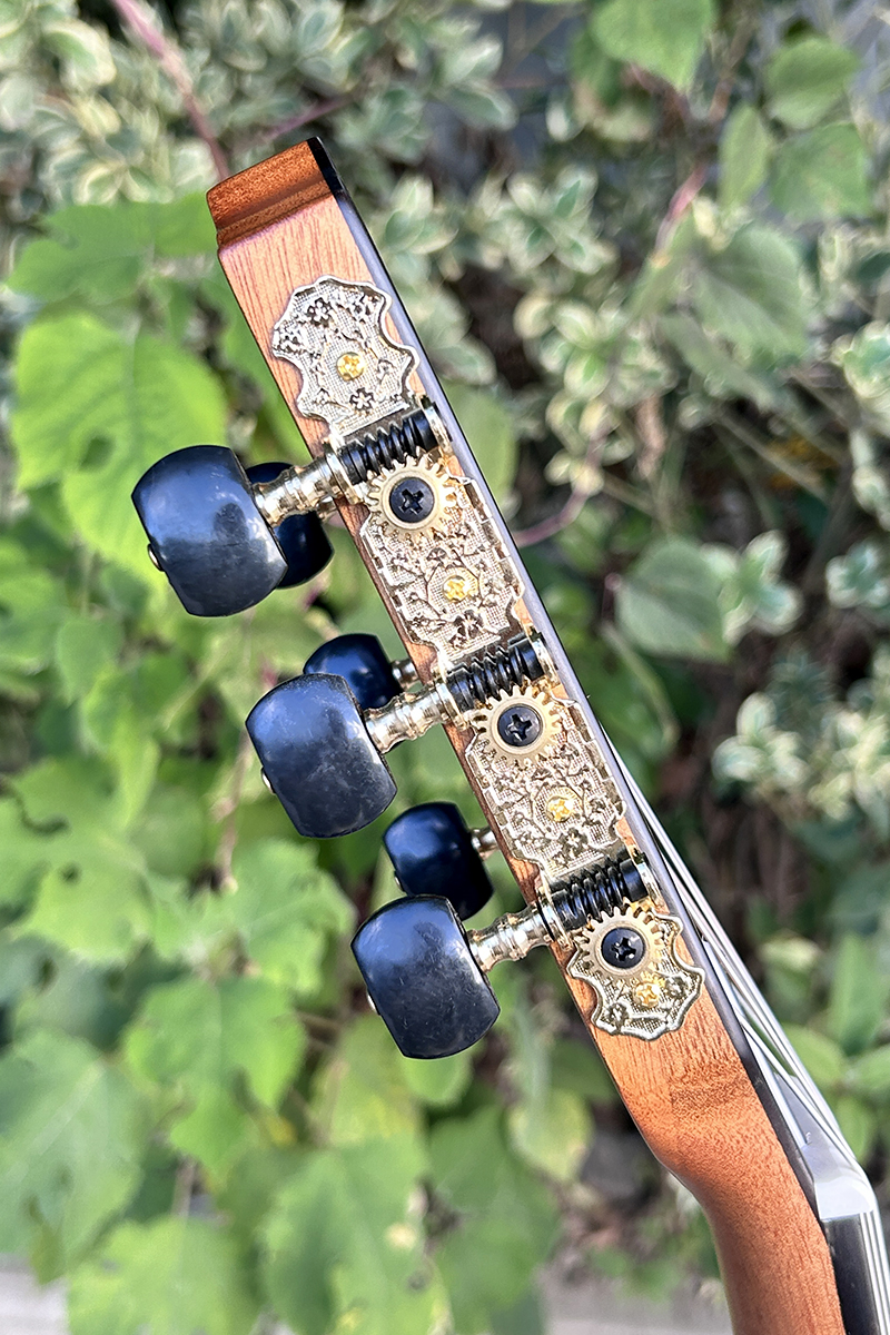 aiersi slimline electric classic guitar (4)