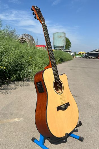 Solid Spruce Top Cutaway Dreadnought Electric Acoustic Guitar